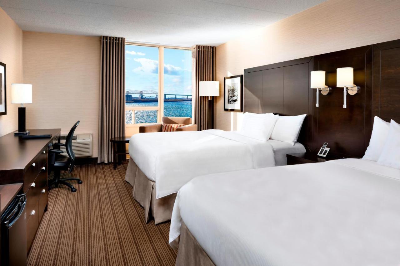 Delta Hotels By Marriott Sault Ste. Marie Waterfront Exteriör bild