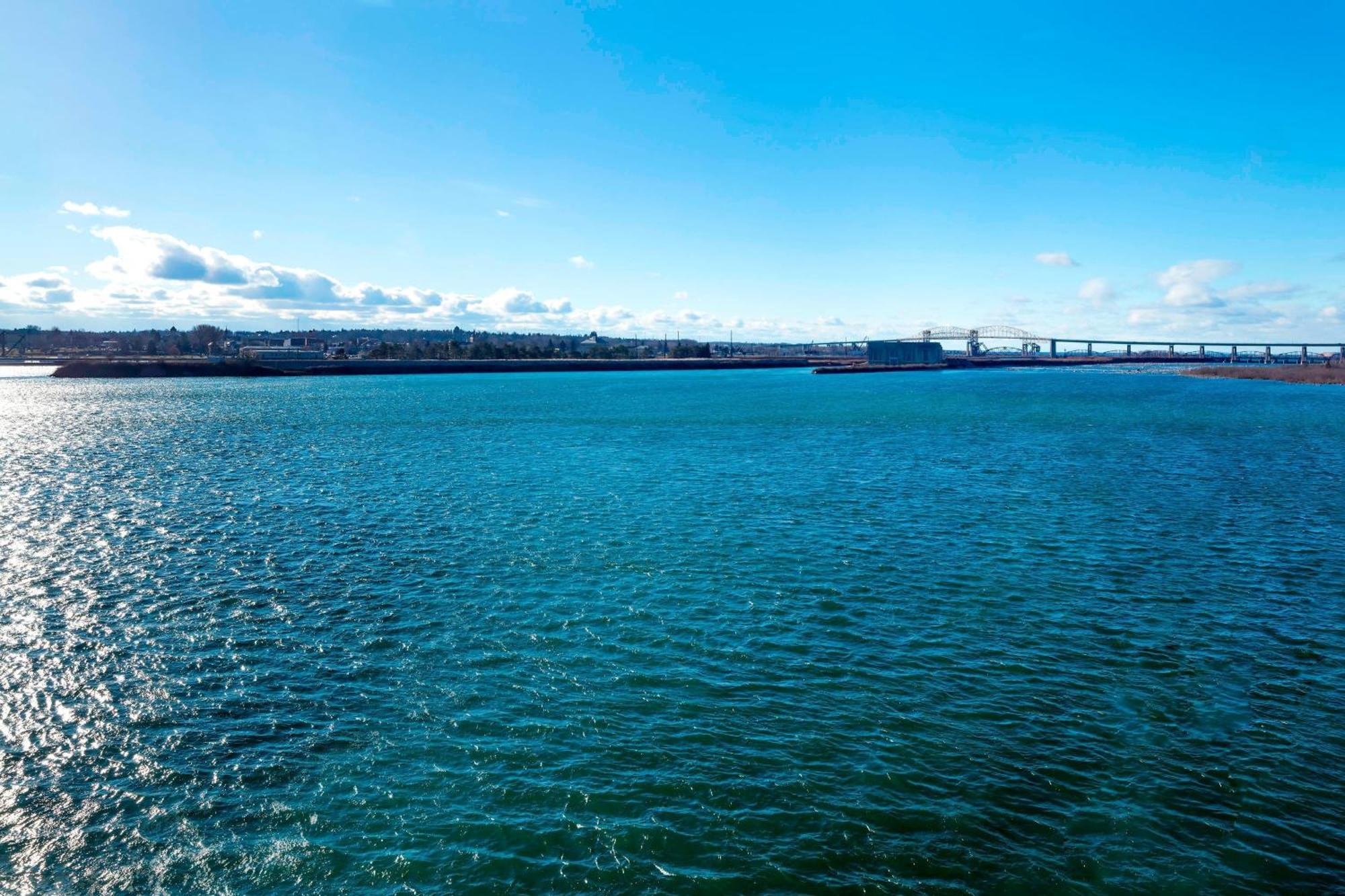 Delta Hotels By Marriott Sault Ste. Marie Waterfront Exteriör bild