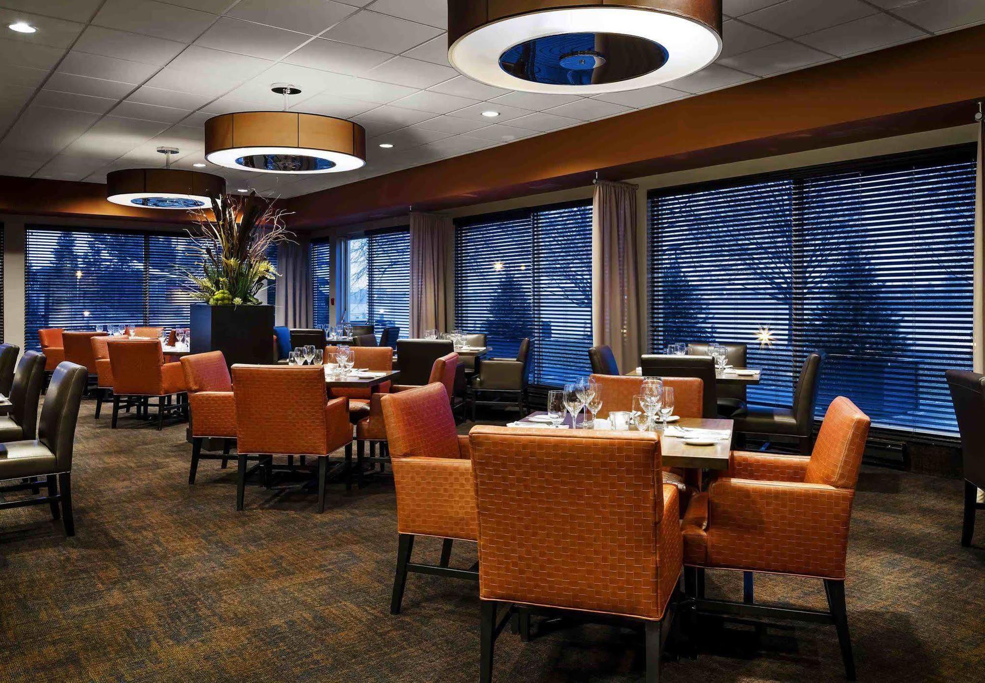 Delta Hotels By Marriott Sault Ste. Marie Waterfront Exteriör bild